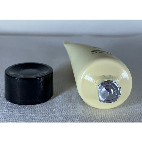 Maapilim Eye Cream With Coriander Seed & Marjoram 0.5 Fl Oz Quinoa Vitamin C NEW - Picture 3 of 6